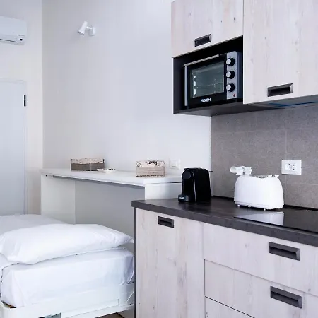 Ur-nest Dolfi Apartment