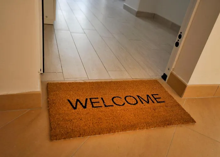 Ur-nest Dolfi Apartment