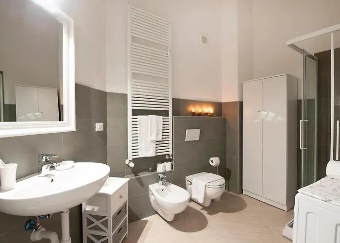 Ur-nest Dolfi Bologna