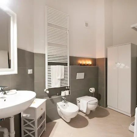 Ur-nest Dolfi Bologna